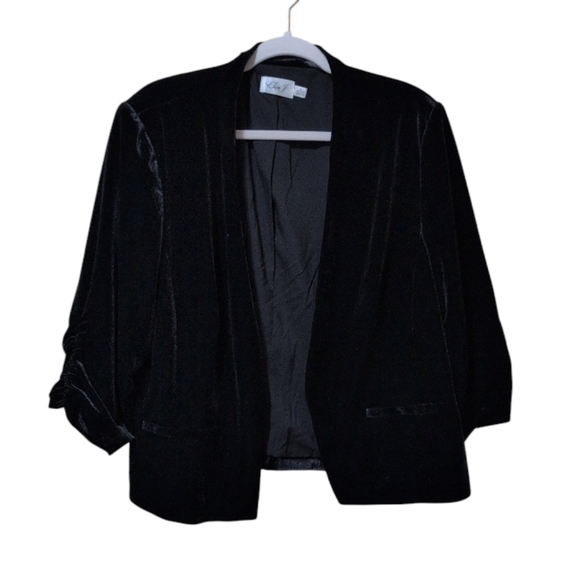 Eliza J black velvet open-front blazer jacket with 3/4 ruched sleeves size 2X - Picture 9 of 9